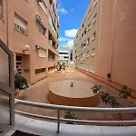 With A Pool Near 아파트