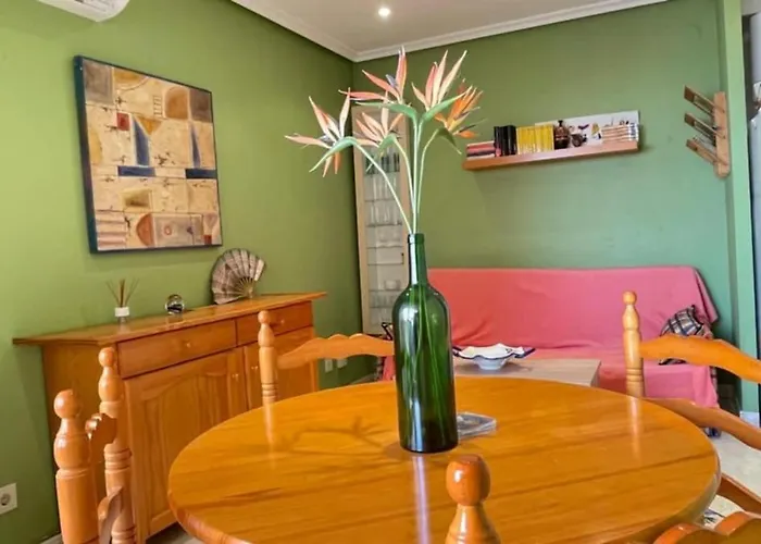 With A Pool Near Lejlighed *